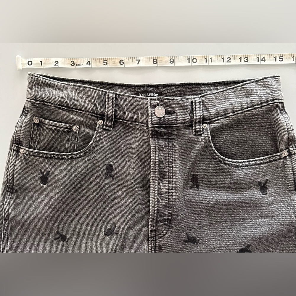 Pacsun Jeans X Playboy - Women’s Size 29 - Grey w/ Black Playboy Bunny Pattern - Picture 9 of 11